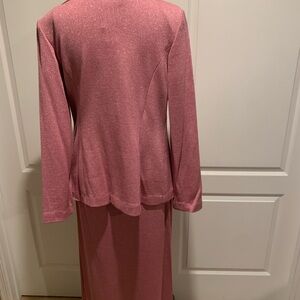 Elegant pink Two-Piece Set
KNIT fabric